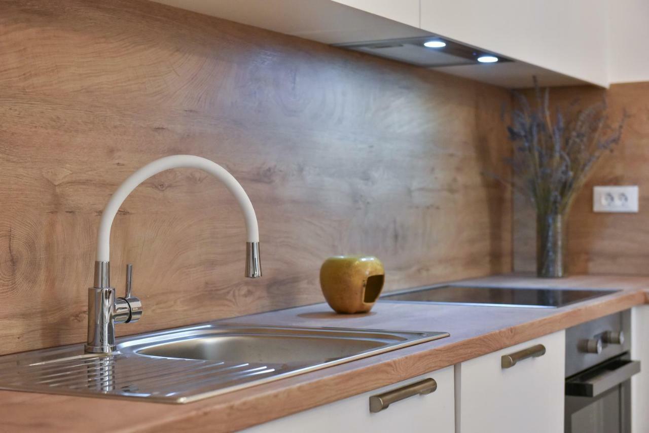 Center Simeon Apartment Zadar Bagian luar foto
