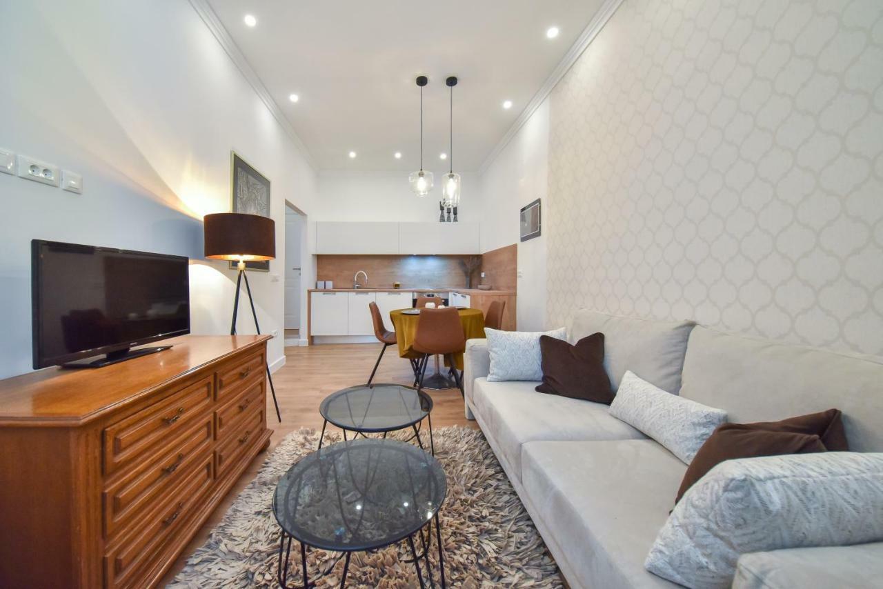 Center Simeon Apartment Zadar Bagian luar foto